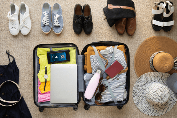 Dicas para fazer as malas como um profissional: Viajando leve e organizado